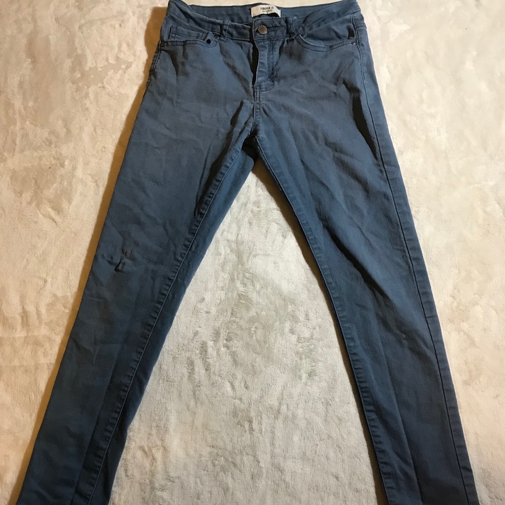 Mid rise light blue jeans